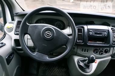 Грузопассажирский фургон Opel Vivaro 2008 в Киеве