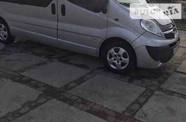 Минивэн Opel Vivaro 2011 в Старом Самборе