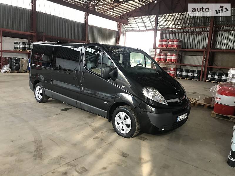 Мінівен Opel Vivaro 2014 в Вінниці