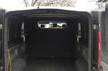 Вантажопасажирський фургон Opel Vivaro 2009 в 