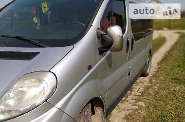 Вантажопасажирський фургон Opel Vivaro 2006 в 