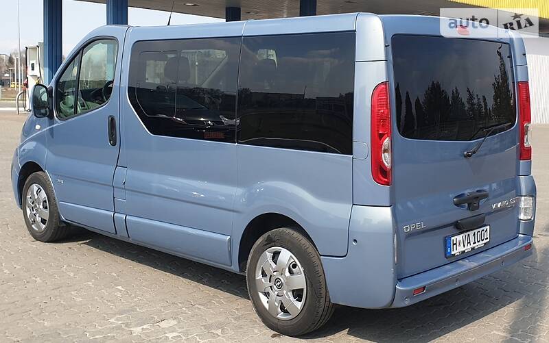 Мінівен Opel Vivaro 2011 в Ковелі
