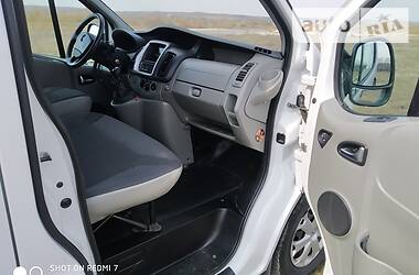 Мінівен Opel Vivaro 2011 в 