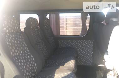 Вантажопасажирський фургон Opel Vivaro 2006 в 