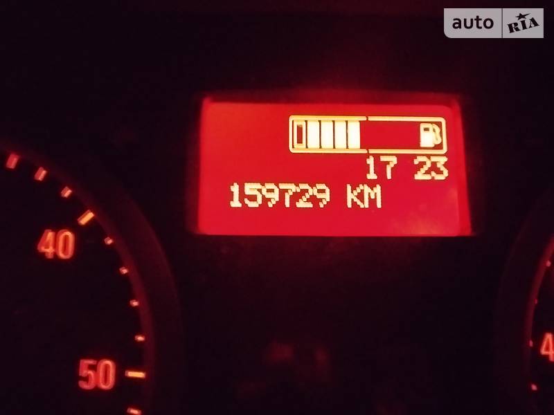Вантажопасажирський фургон Opel Vivaro 2013 в Овручі