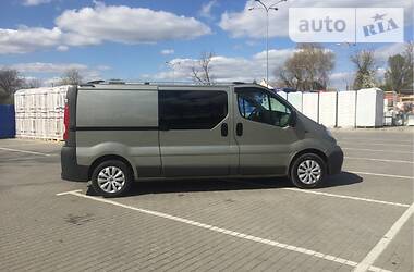 Вантажопасажирський фургон Opel Vivaro 2009 в 