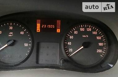 Вантажопасажирський фургон Opel Vivaro 2007 в 