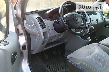 Вантажопасажирський фургон Opel Vivaro 2013 в 