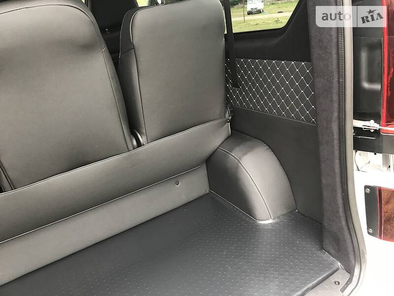 Мінівен Opel Vivaro 2017 в Бродах