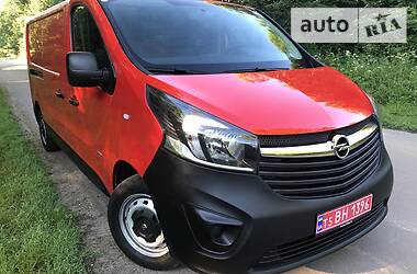 Вантажопасажирський фургон Opel Vivaro 2015 в Бродах