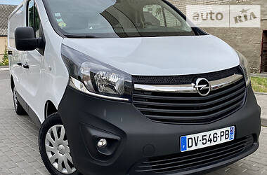 Грузопассажирский фургон Opel Vivaro 2015 в Луцке