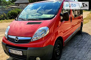 Мінівен Opel Vivaro 2014 в 