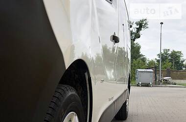 Универсал Opel Vivaro 2017 в 