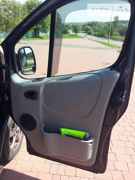 Мінівен Opel Vivaro 2003 в Трускавці фото 9 Мінівен Opel Vivaro 2003 в Трускавці