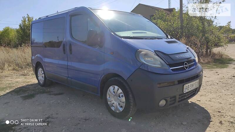 Мінівен Opel Vivaro 2006 в Ямполі