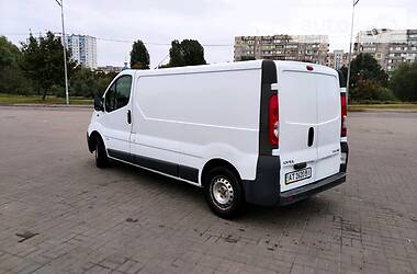 Грузопассажирский фургон Opel Vivaro 2008 в Киеве