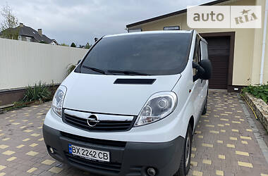 Грузопассажирский фургон Opel Vivaro 2013 в Хмельницком