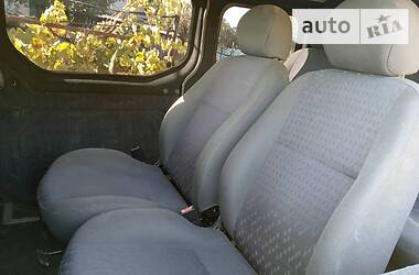 Другие легковые Opel Vivaro 2004 в Павлограде