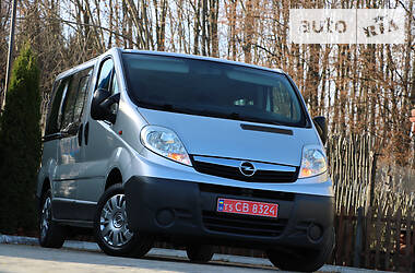 Грузопассажирский фургон Opel Vivaro 2008 в Трускавце