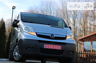 Грузопассажирский фургон Opel Vivaro 2008 в Трускавце