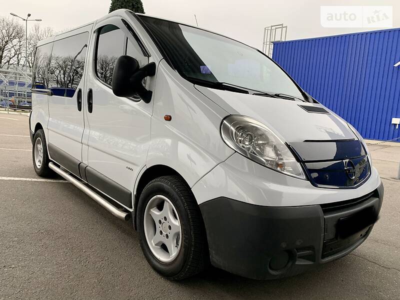 Минивэн Opel Vivaro 2008 в Днепре