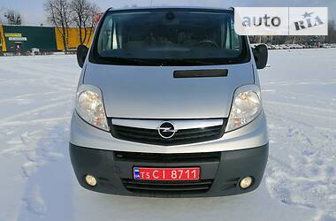 Грузопассажирский фургон Opel Vivaro 2010 в Житомире