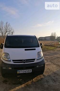 Минивэн Opel Vivaro 2004 в Геническе