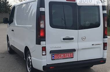 Минивэн Opel Vivaro 2016 в Ковеле