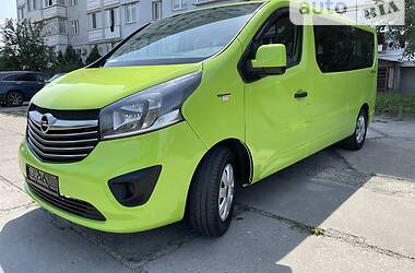 Минивэн Opel Vivaro 2016 в Киеве