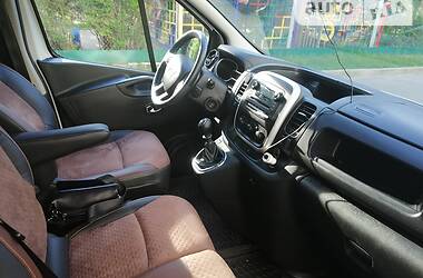 Мінівен Opel Vivaro 2015 в Києві