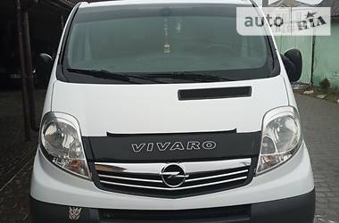Вантажопасажирський фургон Opel Vivaro 2012 в Мізочі