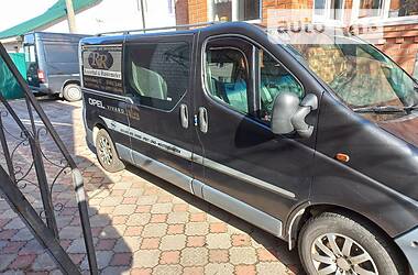 Вантажопасажирський фургон Opel Vivaro 2005 в Житомирі