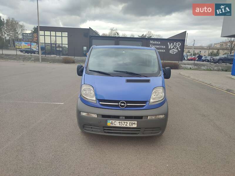 Минивэн Opel Vivaro 2004 в Ковеле