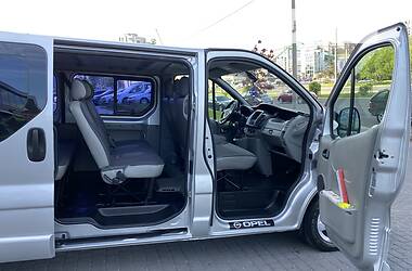 Минивэн Opel Vivaro 2012 в Львове