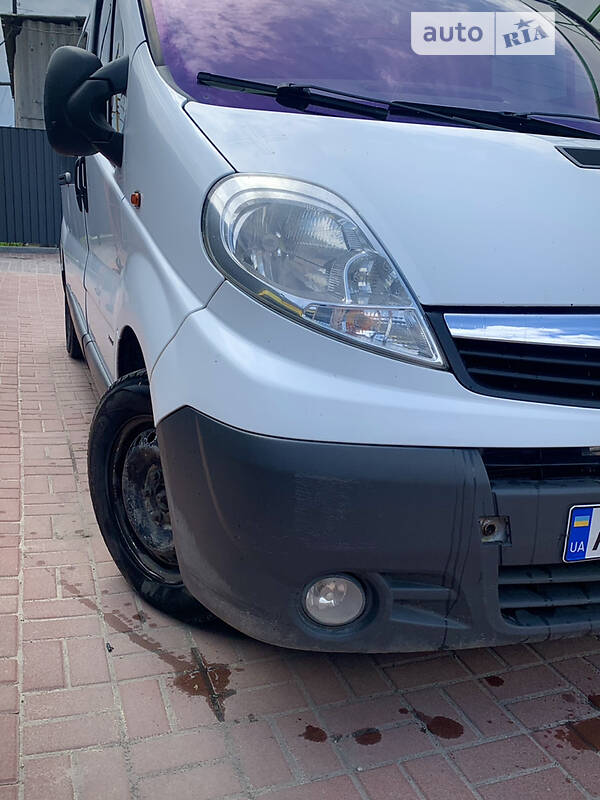 Минивэн Opel Vivaro 2007 в Киеве