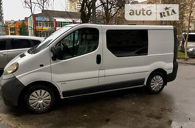 Минивэн Opel Vivaro 2004 в Киеве