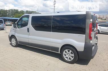 Мінівен Opel Vivaro 2009 в Чернівцях