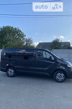 Минивэн Opel Vivaro 2014 в Нововолынске