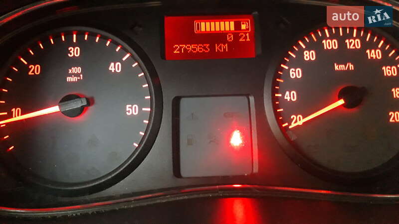 Мінівен Opel Vivaro 2012 в Києві