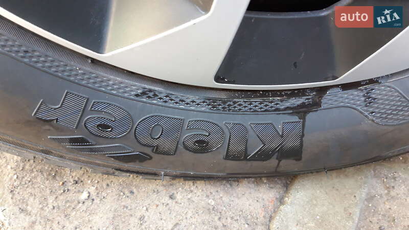 Мінівен Opel Vivaro 2012 в Києві