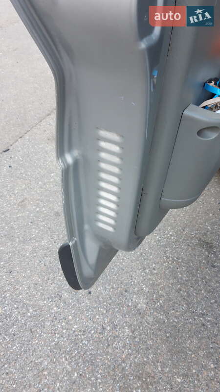 Мінівен Opel Vivaro 2012 в Києві