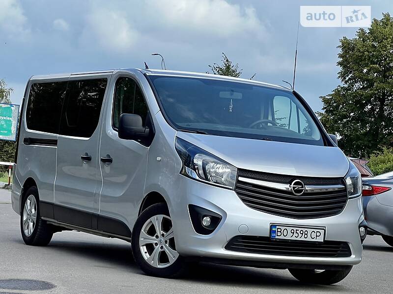 Мінівен Opel Vivaro 2016 в Тернополі