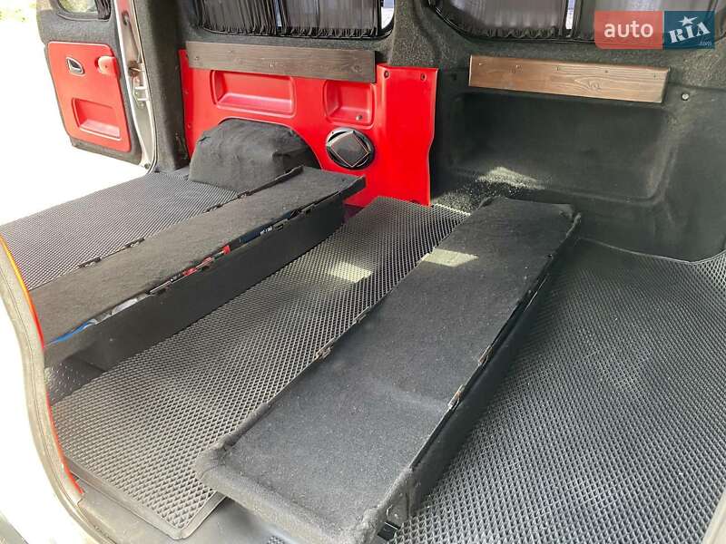 Мінівен Opel Vivaro 2007 в Івано-Франківську фото 4 Мінівен Opel Vivaro 2007 в Івано-Франківську