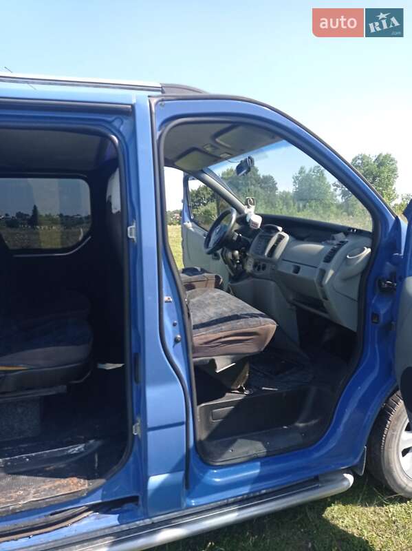 Минивэн Opel Vivaro 2003 в Львове фото 2 Минивэн Opel Vivaro 2003 в Львове