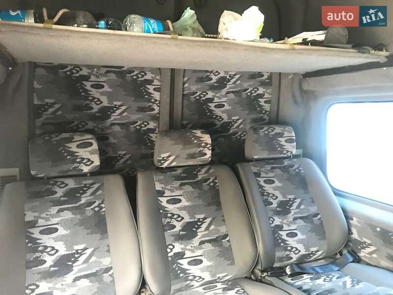 Минивэн Opel Vivaro 2003 в Ивано-Франковске