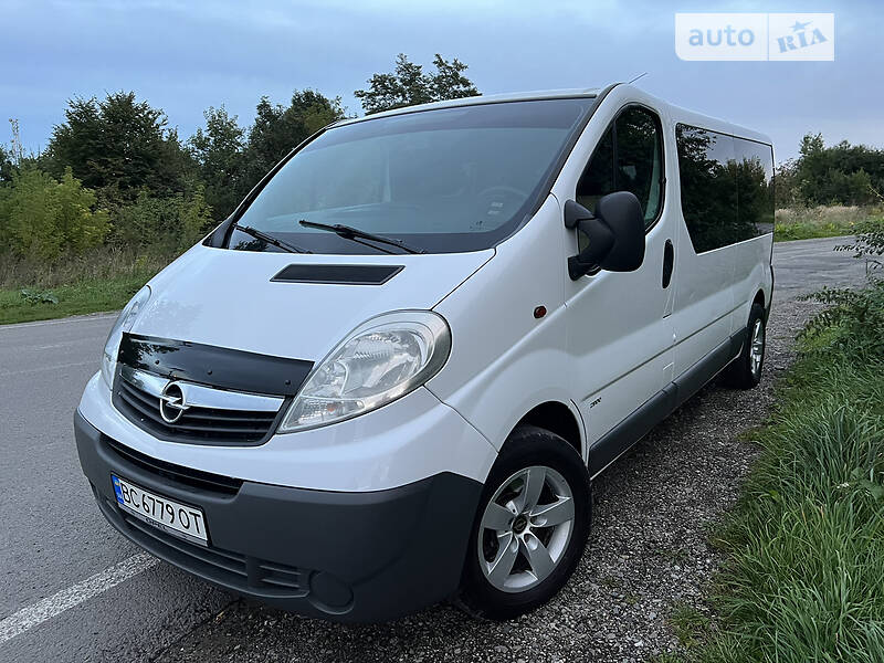 Минивэн Opel Vivaro 2007 в Львове