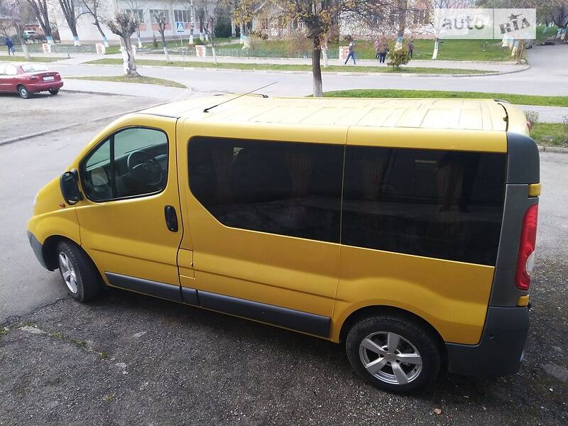 Минивэн Opel Vivaro 2007 в Ивано-Франковске
