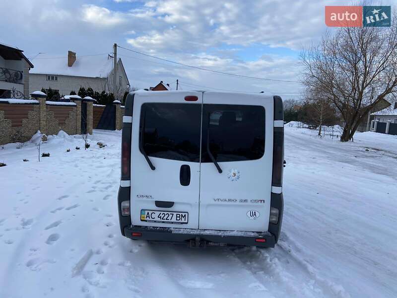 Минивэн Opel Vivaro 2006 в Луцке фото 5 Минивэн Opel Vivaro 2006 в Луцке