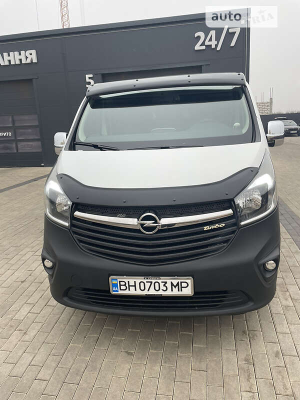 2016 Opel Vivaro-Pass, VIN W0L2F7118GV613196:plate — фото 1 (autoria)