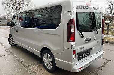 Мінівен Opel Vivaro 2017 в 